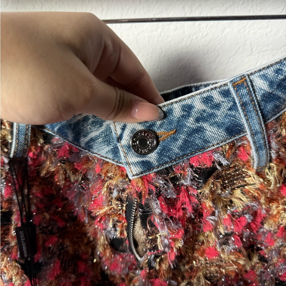 Dolce & Gabbana
textured finish jacquard miniskirt size 8 - Picture 7 of 9